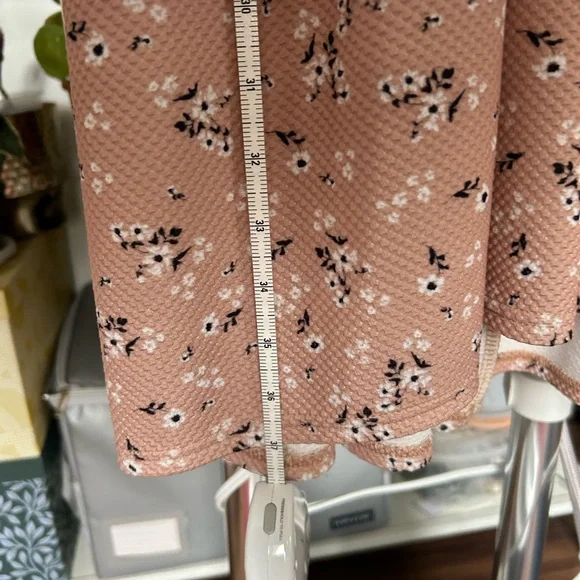 ASOS Design Textured Floral Smock Dress with Elastic Waistband - Picture 7 of 9